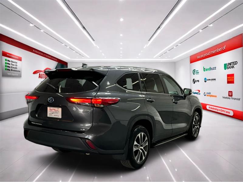 2023 TOYOTA HIGHLANDER HYBRID