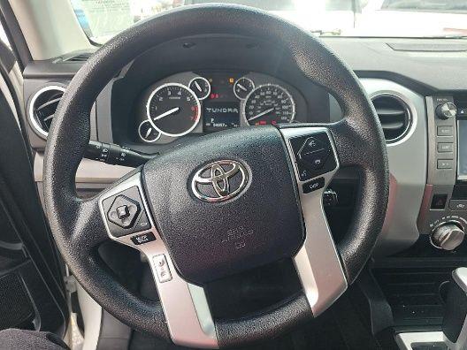 2017 TOYOTA TUNDRA SR5