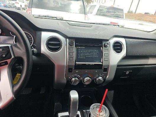 2017 TOYOTA TUNDRA SR5