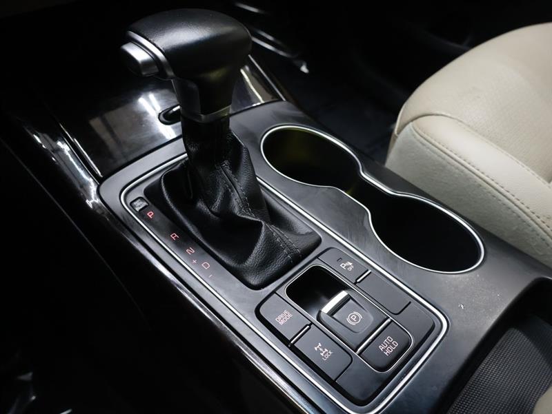 2019 KIA SORENTO EX V6