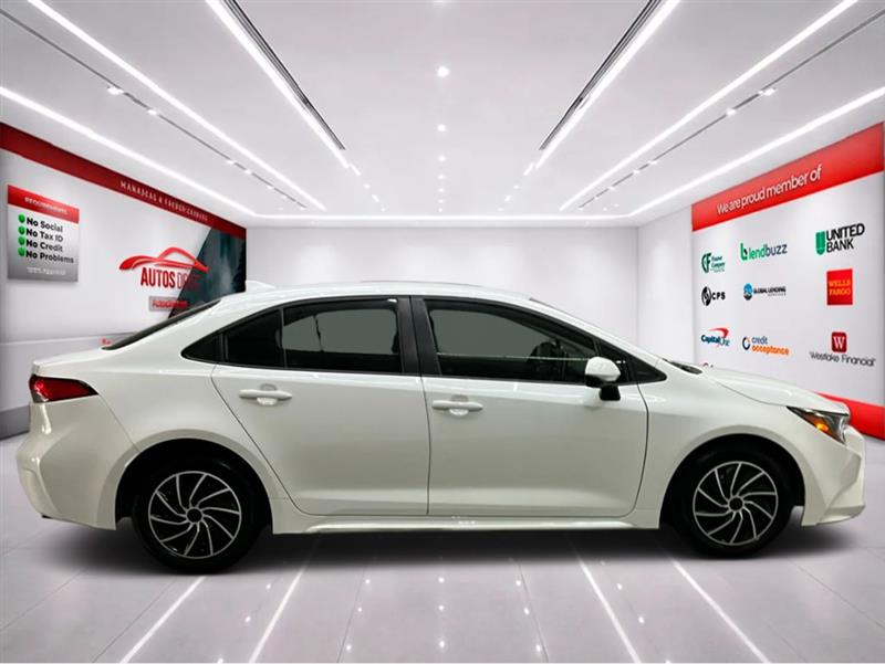 2021 TOYOTA COROLLA LE