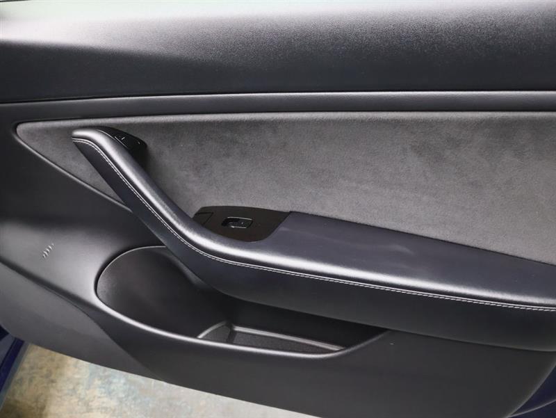 2018 TESLA MODEL 3 Long Range Battery/Performance