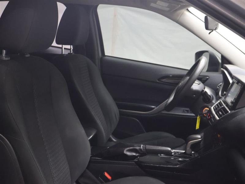 2020 MITSUBISHI ECLIPSE CROSS ES