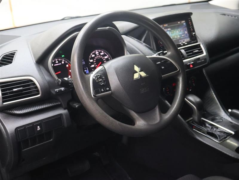 2020 MITSUBISHI ECLIPSE CROSS ES