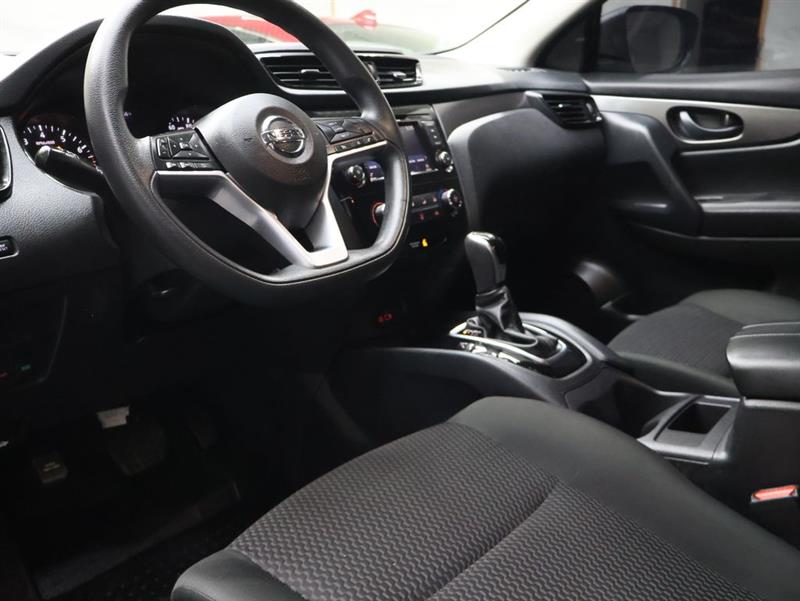 2022 NISSAN ROGUE SPORT S