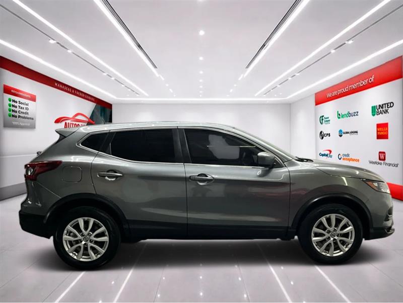 2022 NISSAN ROGUE SPORT S