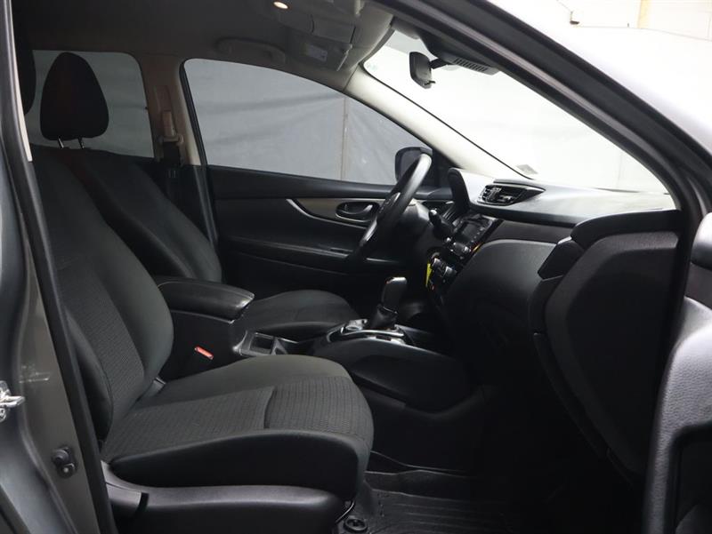 2022 NISSAN ROGUE SPORT S