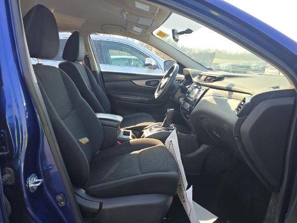 2017 NISSAN ROGUE SPORT S