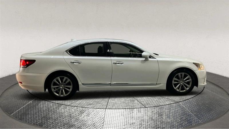2016 LEXUS LS 460 