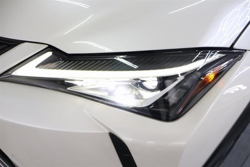 2020 LEXUS UX 200