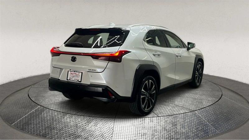 2020 LEXUS UX 200