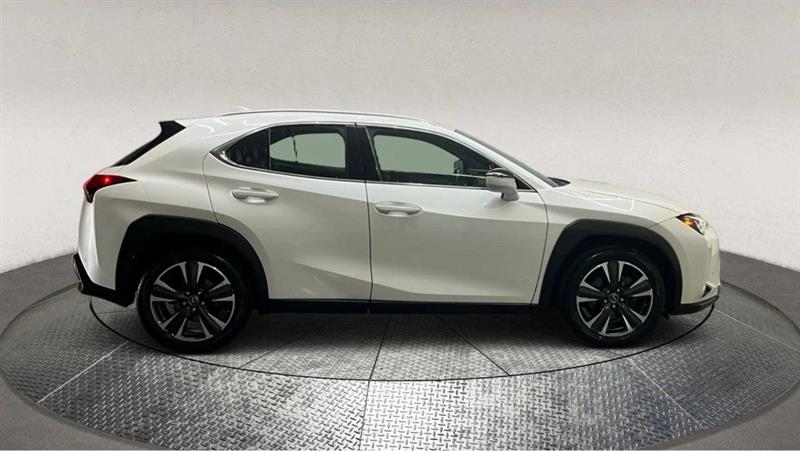 2020 LEXUS UX 200