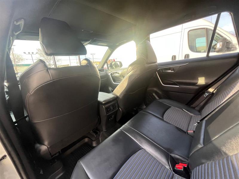 2020 TOYOTA RAV4 HYBRID XSE