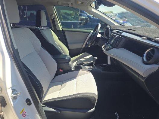 2017 TOYOTA RAV4 HYBRID XLE/LE Plus