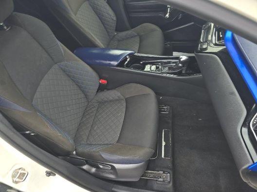 2021 TOYOTA C-HR XLE