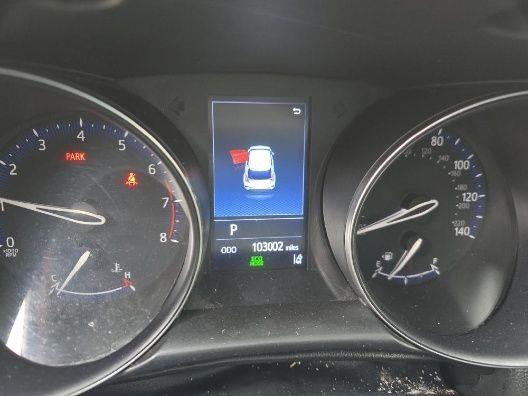 2021 TOYOTA C-HR XLE