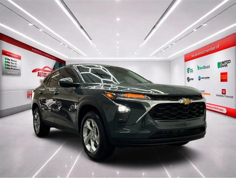2025 CHEVROLET TRAX LS