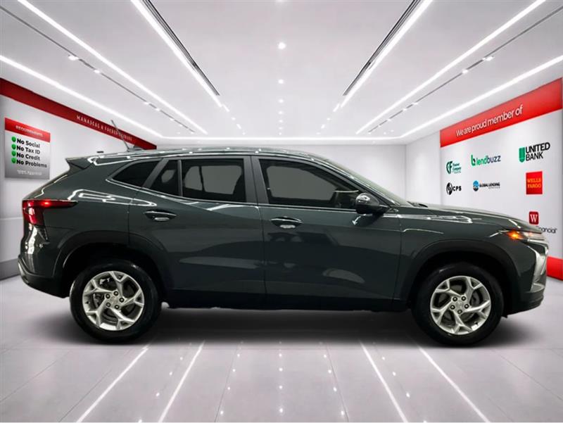 2025 CHEVROLET TRAX LS