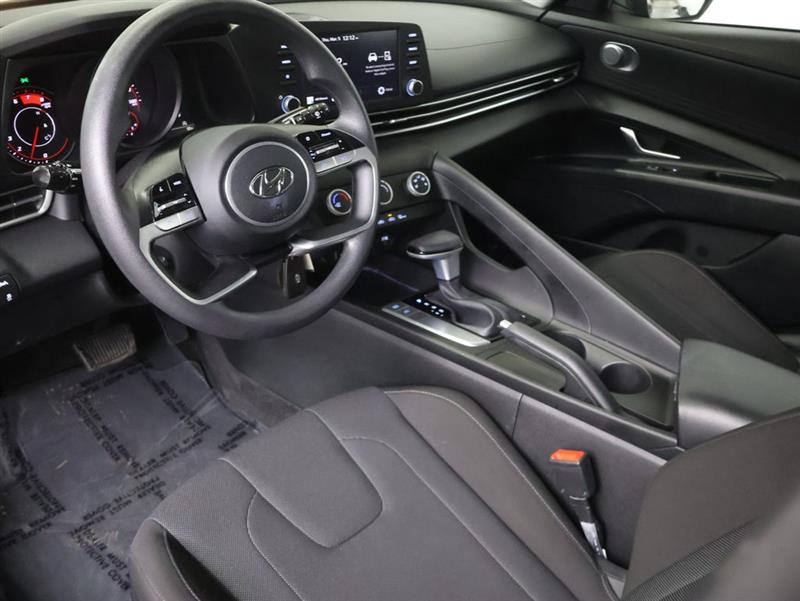 2021 HYUNDAI ELANTRA SE