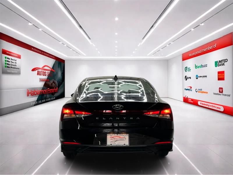 2021 HYUNDAI ELANTRA SE