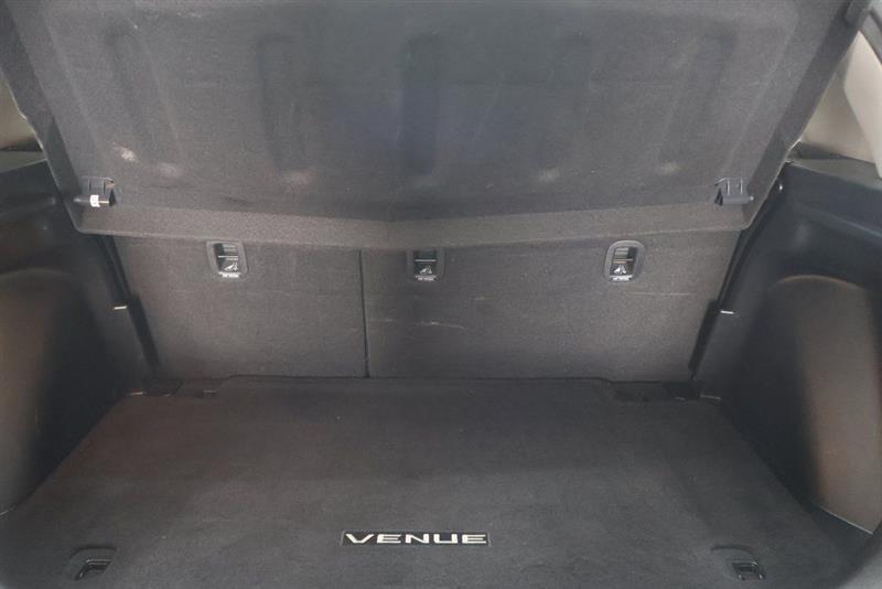 2022 HYUNDAI VENUE SEL