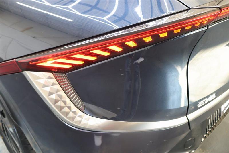 2023 KIA EV6 WIND