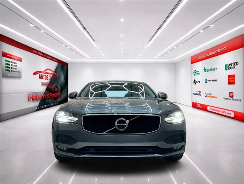 2018 VOLVO S90 MOMENTUM