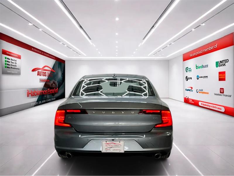 2018 VOLVO S90 MOMENTUM