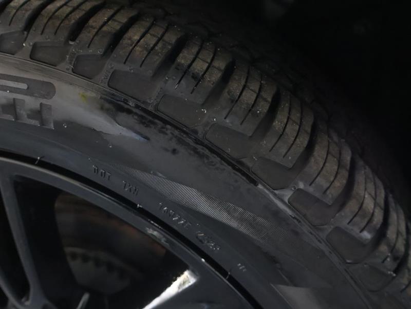 2021 LAND ROVER RANGE ROVER VELAR R-Dynamic S