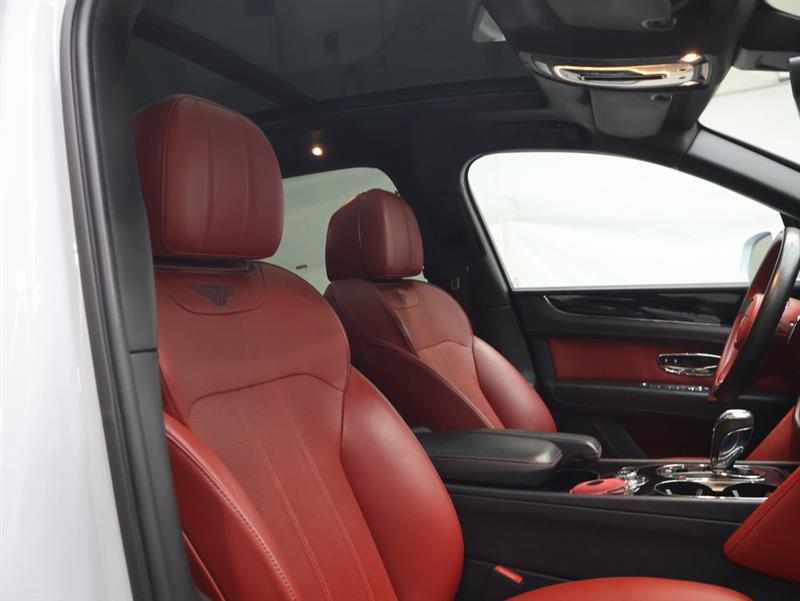 2019 BENTLEY BENTAYGA V8