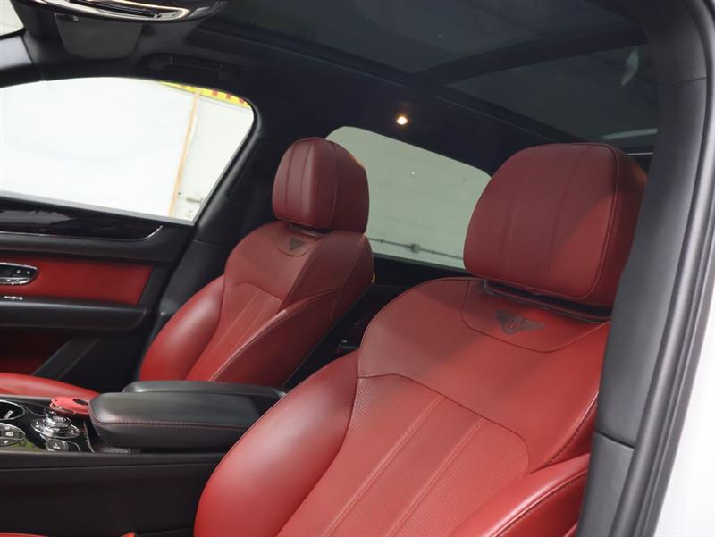 2019 BENTLEY BENTAYGA V8