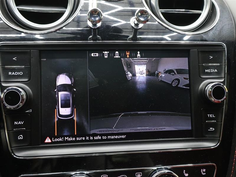 2019 BENTLEY BENTAYGA V8