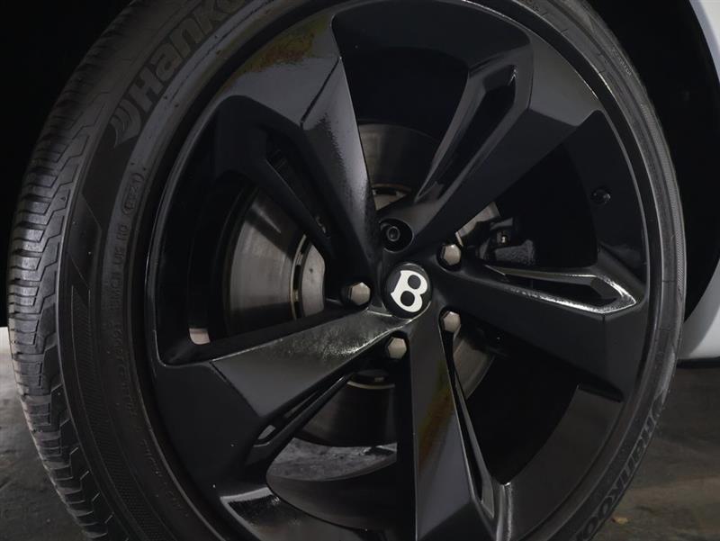 2019 BENTLEY BENTAYGA V8