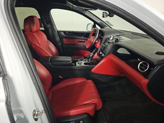 2019 BENTLEY BENTAYGA V8