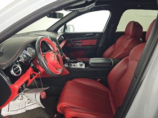 2019 BENTLEY BENTAYGA V8