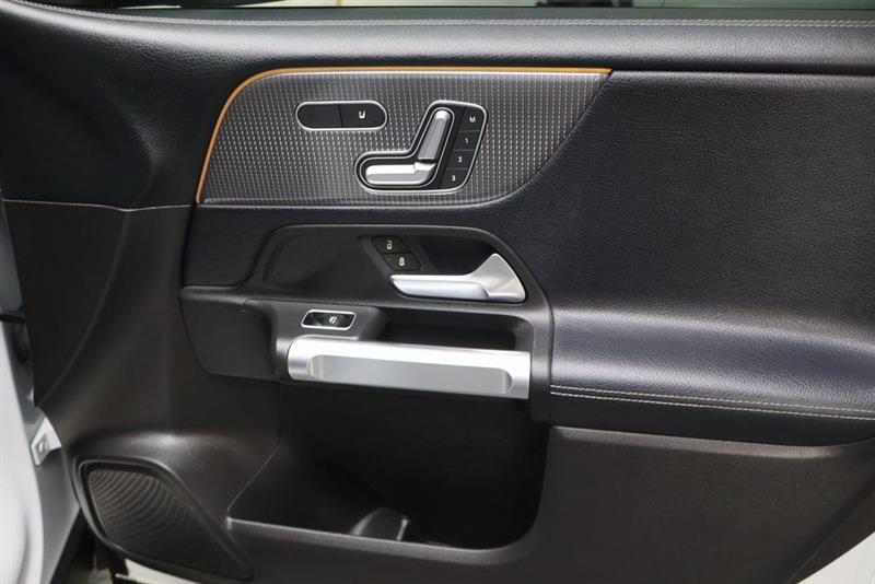 2020 MERCEDES-BENZ GLB GLB 250