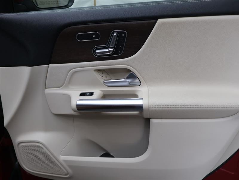 2021 MERCEDES-BENZ GLA250 