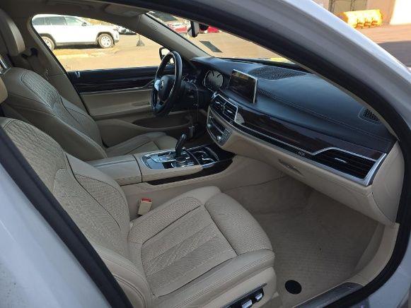 2016 BMW 7 SERIES 750i xDrive