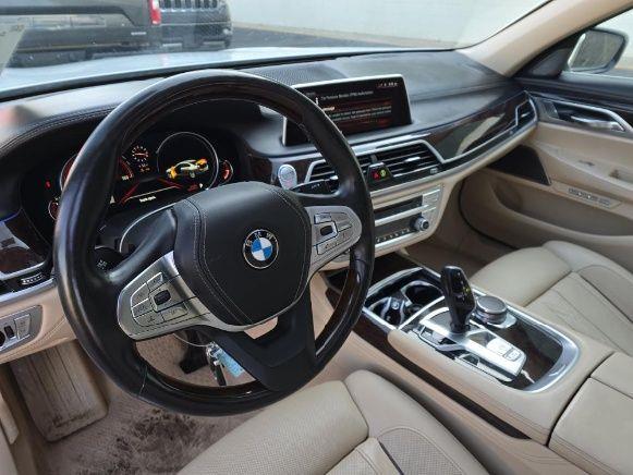 2016 BMW 7 SERIES 750i xDrive