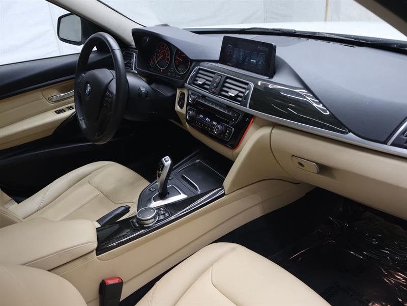 2017 BMW 3 SERIES 320i