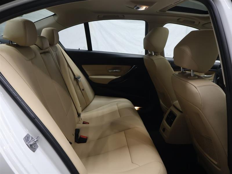 2017 BMW 3 SERIES 320i