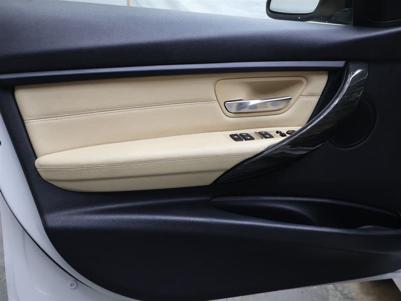 2017 BMW 3 SERIES 320i