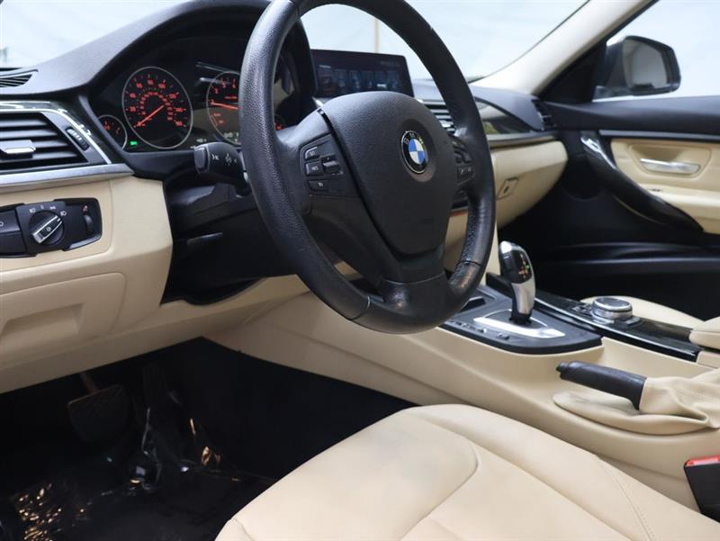 2017 BMW 3 SERIES 320i