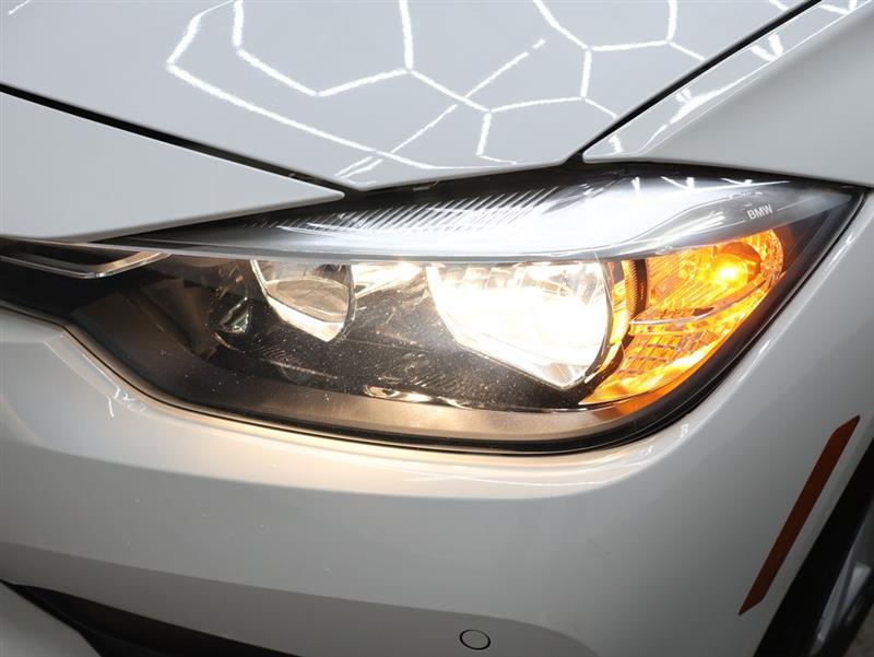 2017 BMW 3 SERIES 320i