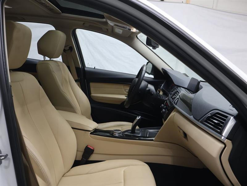 2017 BMW 3 SERIES 320i