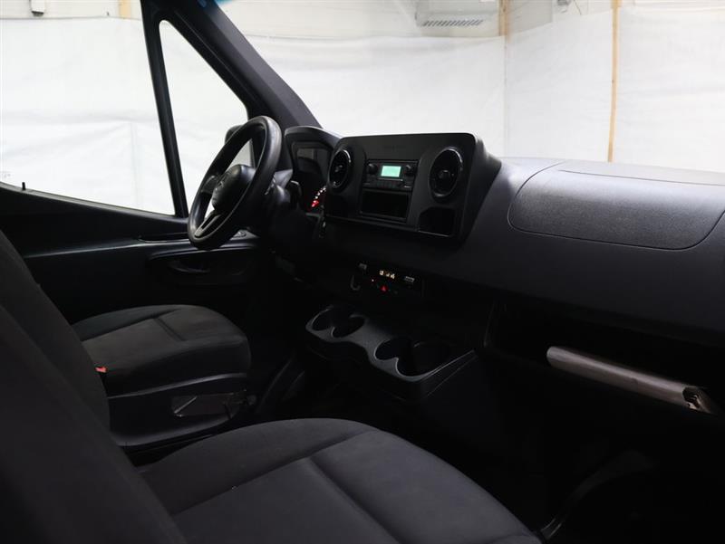 2019 MERCEDES-BENZ SPRINTER CREW 2500 DIESEL!!!!!!!!!!!! 