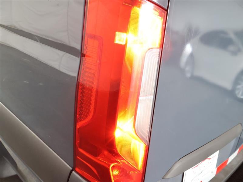 2019 MERCEDES-BENZ SPRINTER CREW 2500 DIESEL!!!!!!!!!!!! 