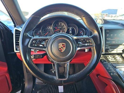 2017 PORSCHE CAYENNE 