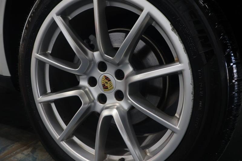 2017 PORSCHE MACAN S