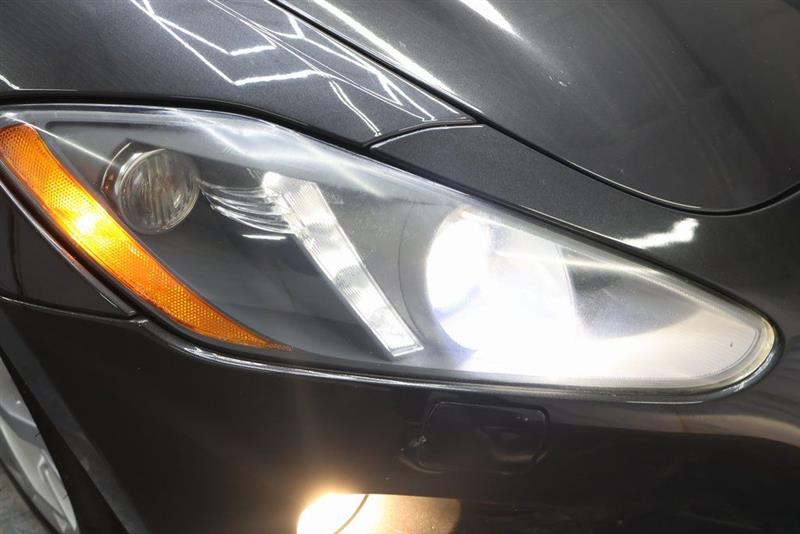 2015 MASERATI GRANTURISMO Base